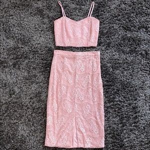 Pick lace skirt set